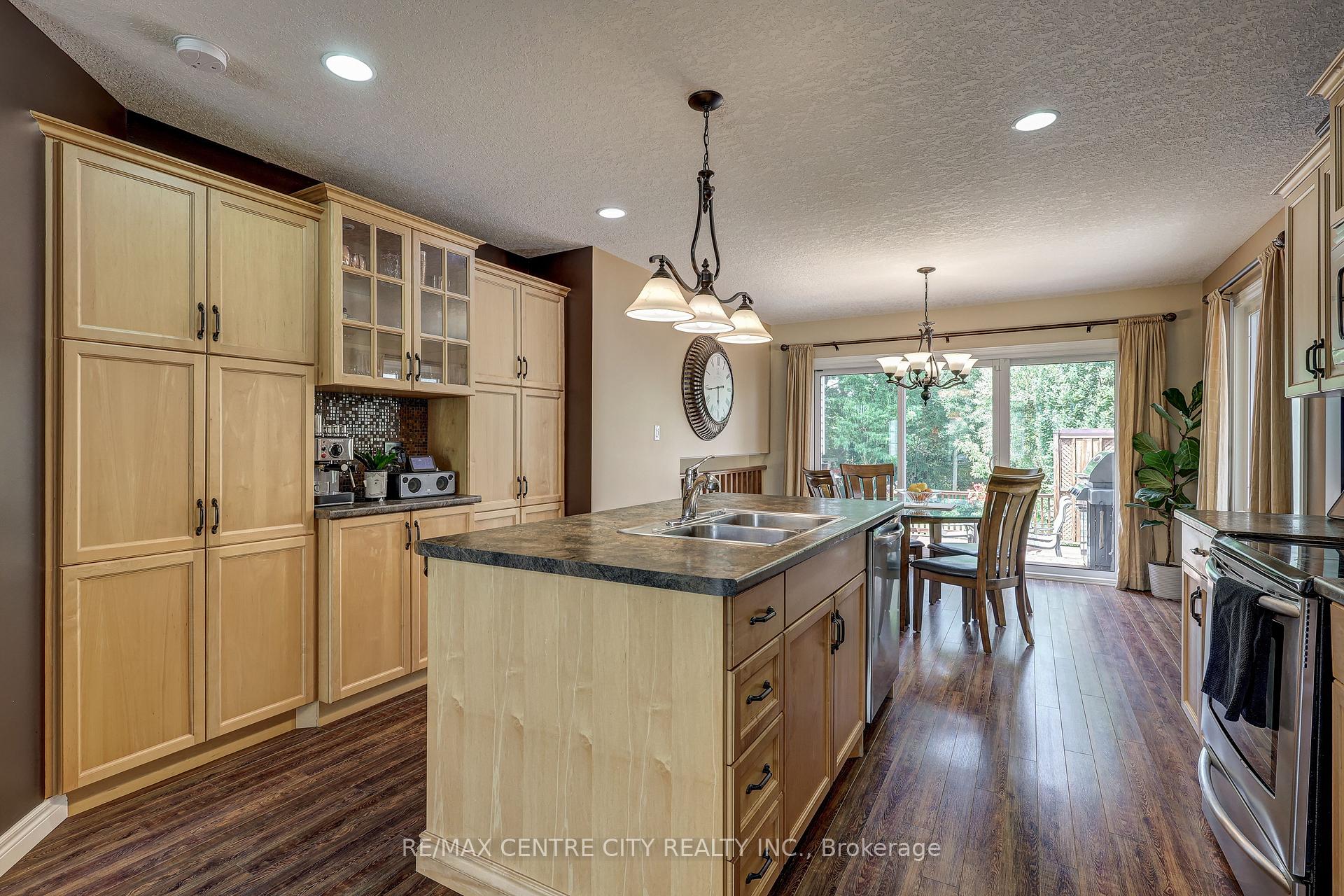 Photo 18 of 73 Greenway Boulevard, St. Thomas — HOMEH