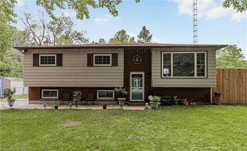 Front of 11 Innisfree Drive