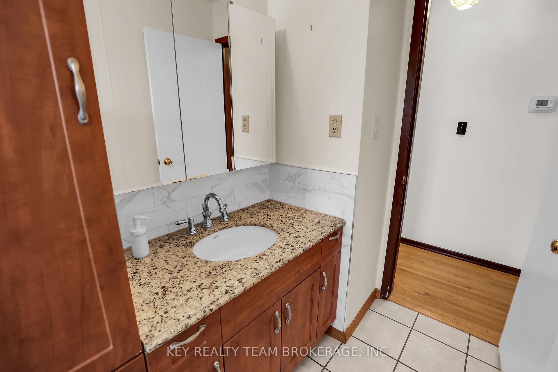 Photo 29 of 20 Huntley Crescent, St. Catharines, Carlton/Bunting — HOMEH