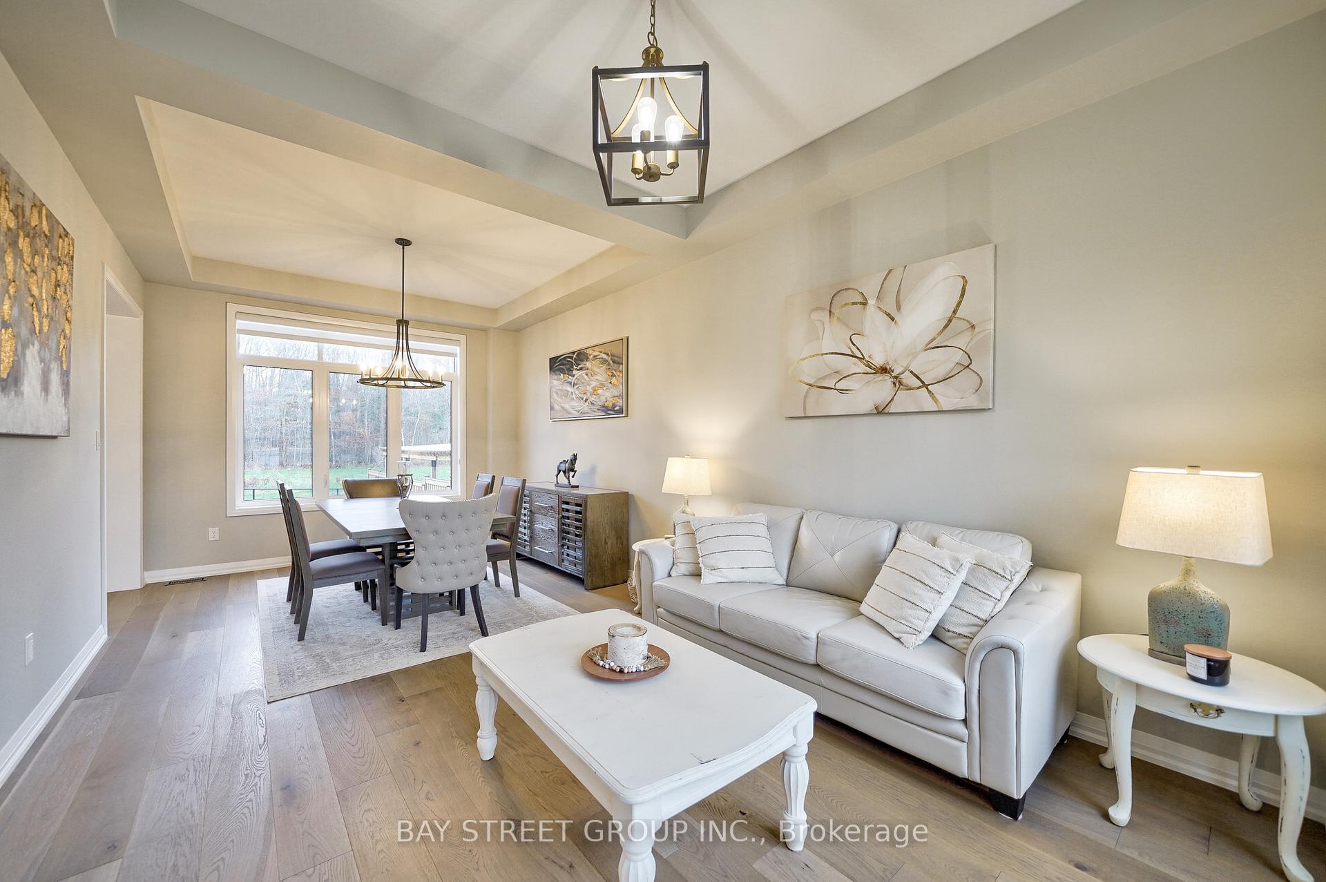 Photo 5 of 17 Thompson Way, Springwater, Centre Vespra — HOMEH