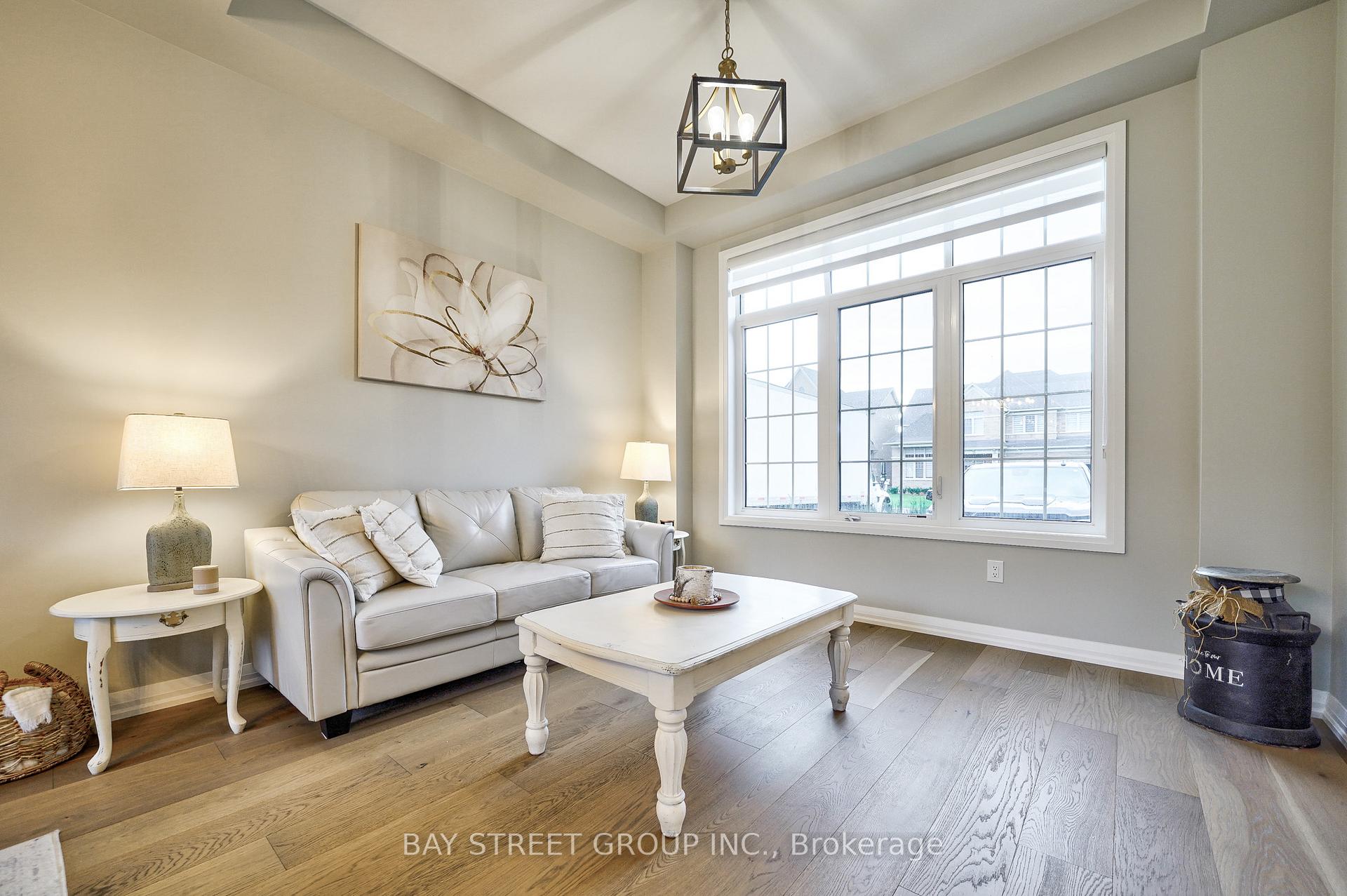 Photo 6 of 17 Thompson Way, Springwater, Centre Vespra — HOMEH