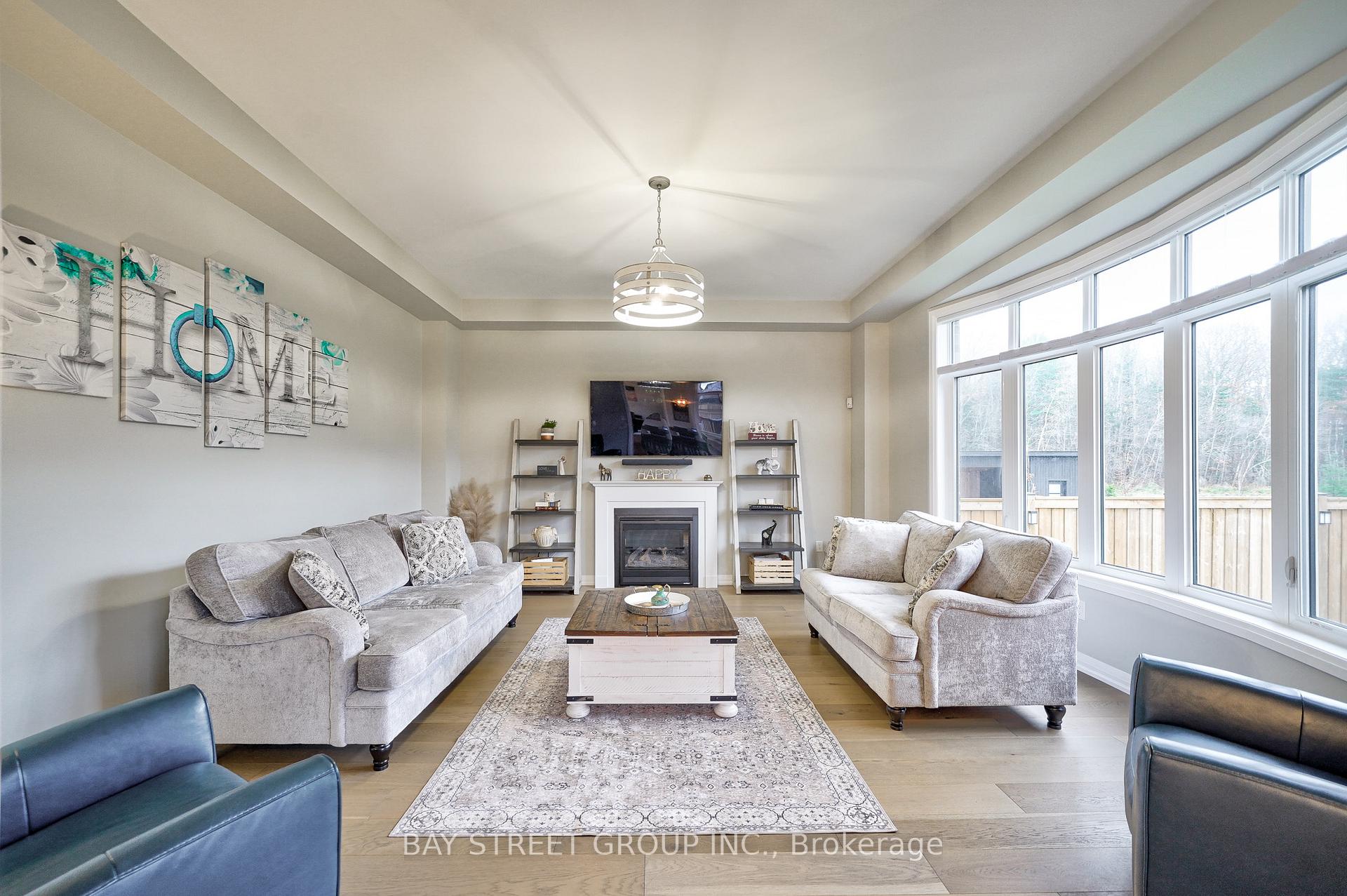 Photo 14 of 17 Thompson Way, Springwater, Centre Vespra — HOMEH