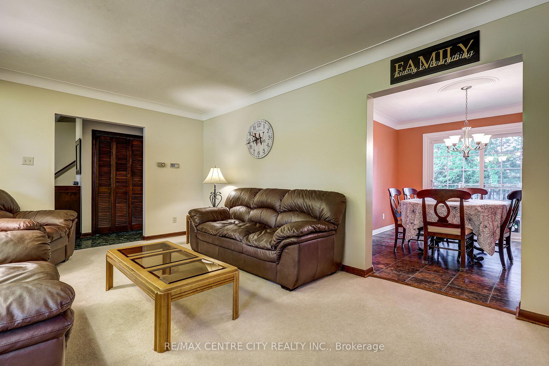 Photo 7 of 182 Chestnut Street, St. Thomas — HOMEH