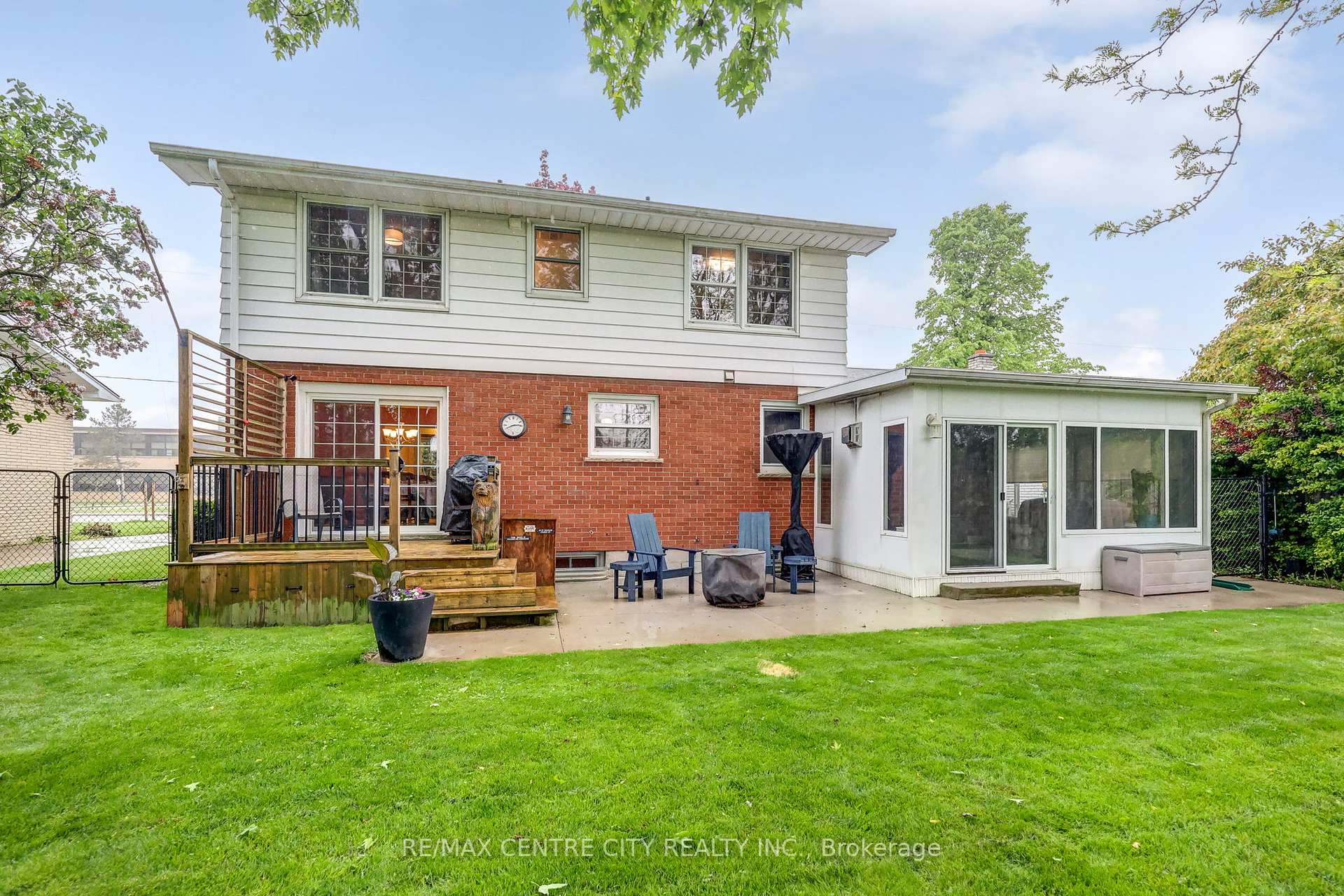 Photo 31 of 182 Chestnut Street, St. Thomas — HOMEH