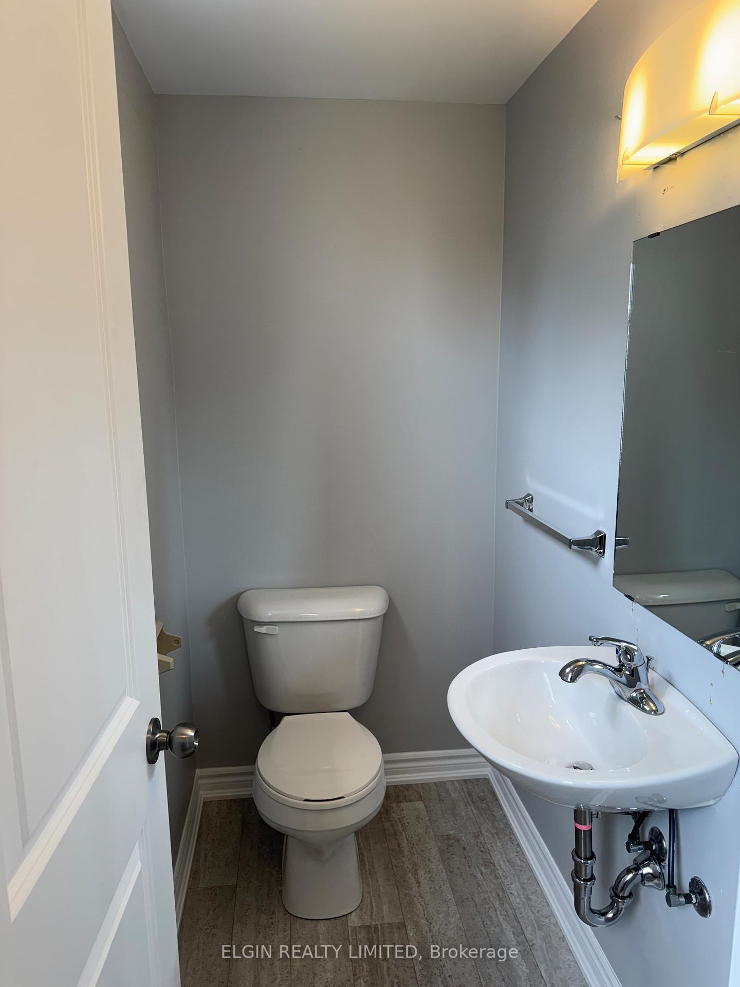 Photo 15 of 39 Vanier Place, St. Thomas — HOMEH
