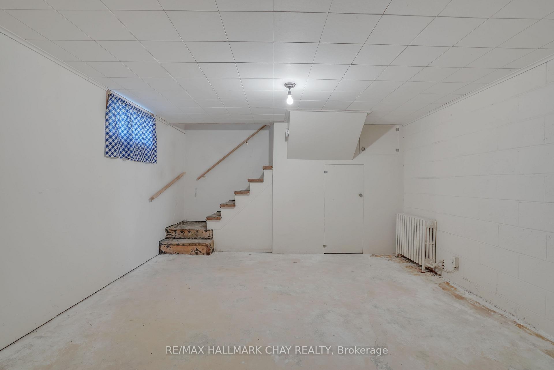 Photo 18 of 20 Peter Street, Springwater, Elmvale — HOMEH