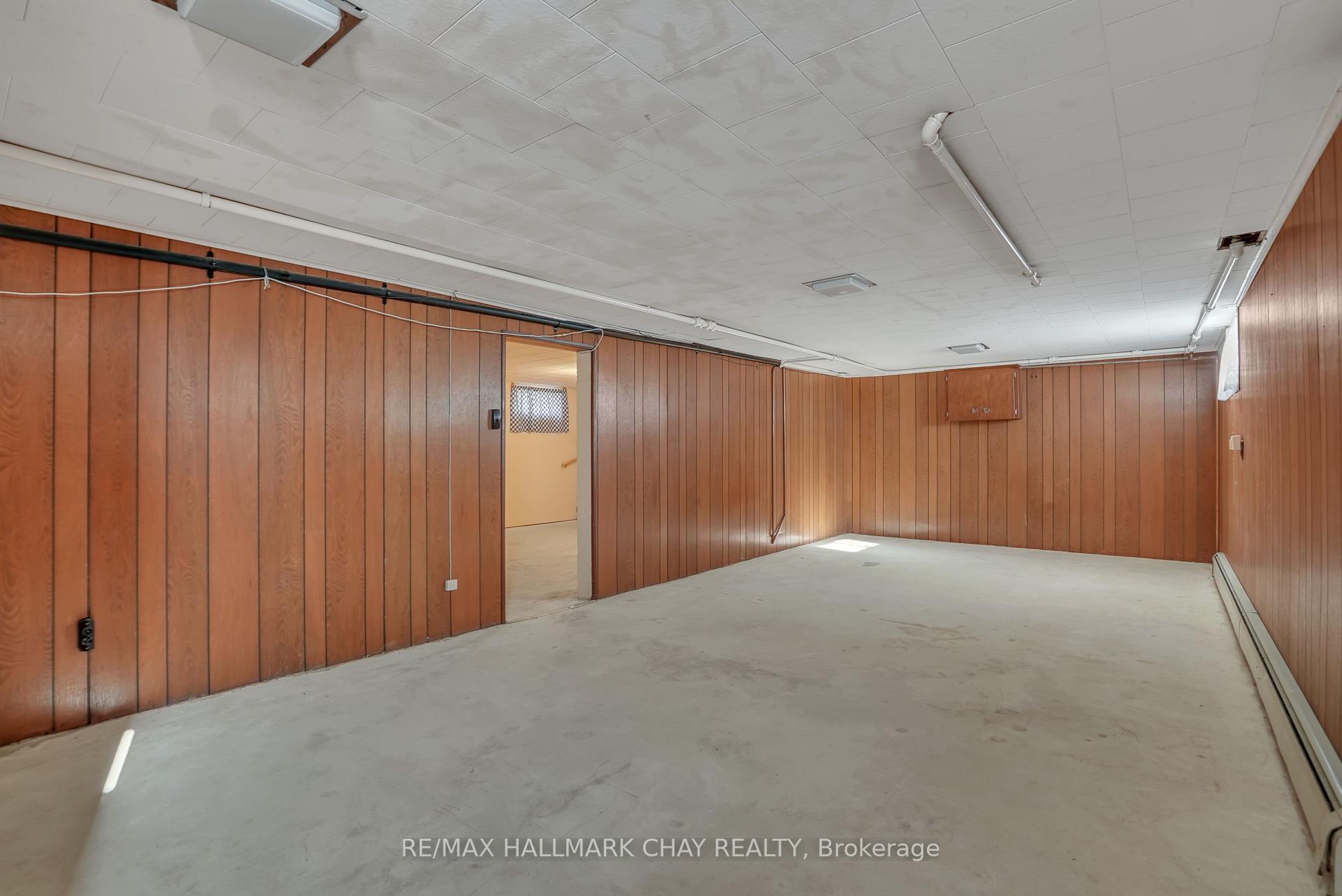 Photo 20 of 20 Peter Street, Springwater, Elmvale — HOMEH