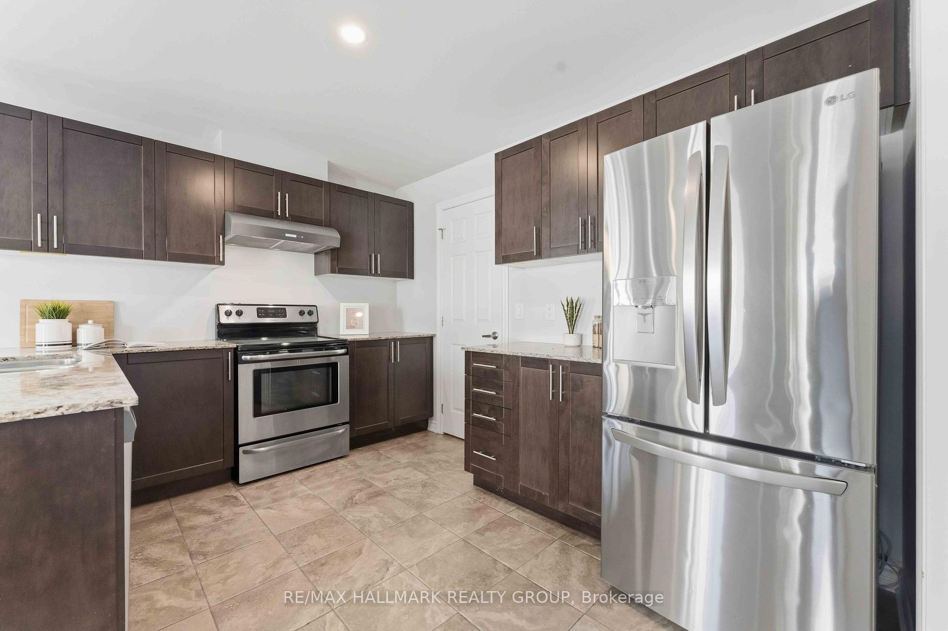 Photo 15 of 730D Maloja Way, Ottawa, Stittsville (North) — HOMEH