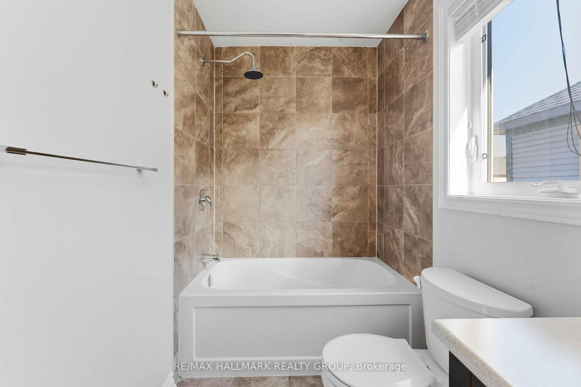 Photo 27 of 730D Maloja Way, Ottawa, Stittsville (North) — HOMEH