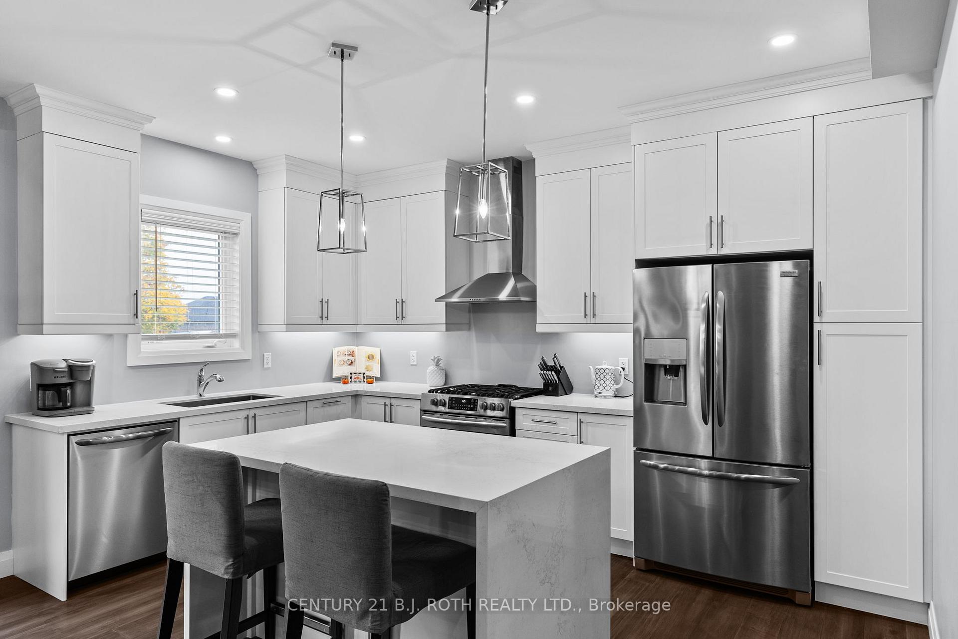 Photo 9 of 20 Rowley Crescent, Springwater, Elmvale — HOMEH
