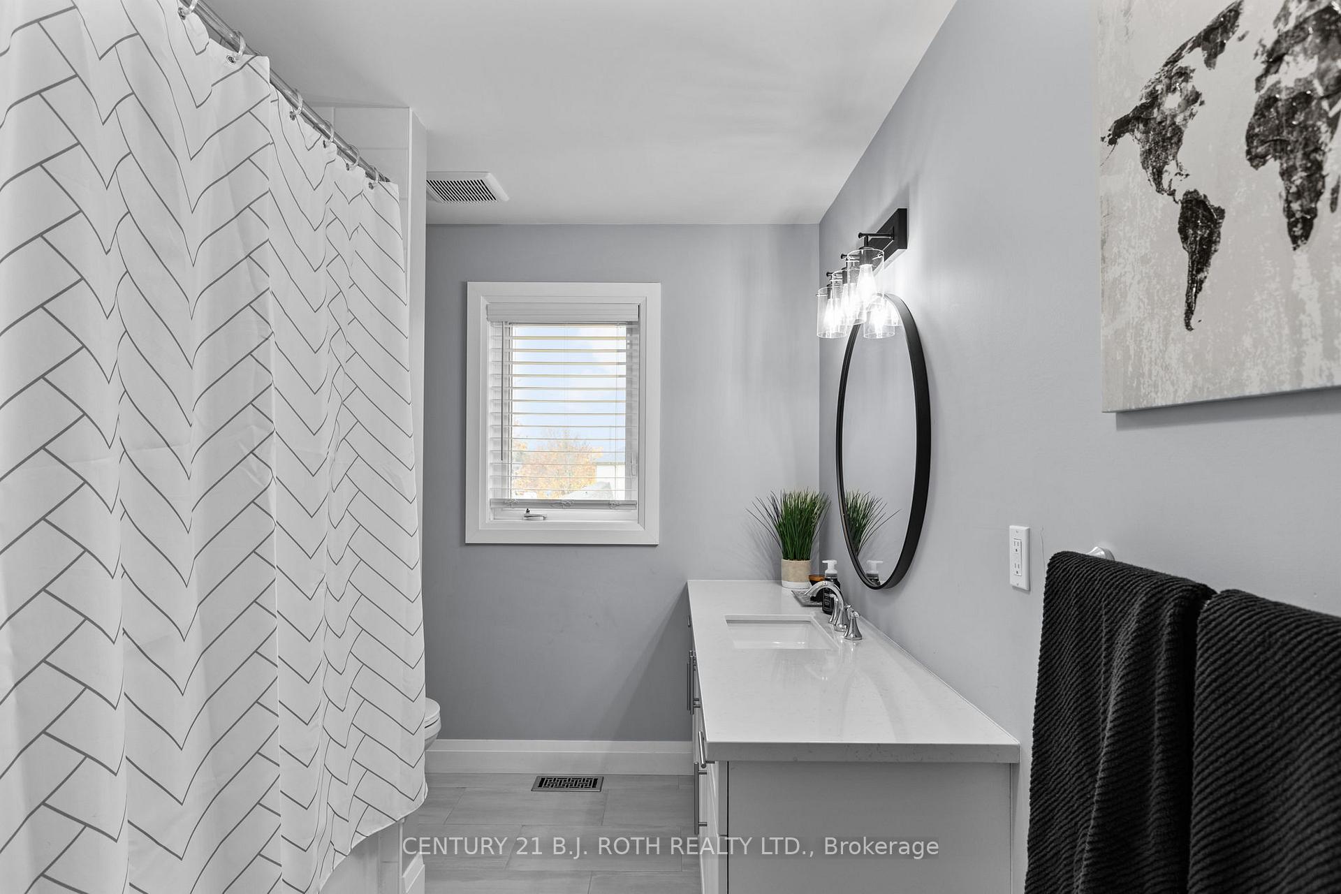 Photo 21 of 20 Rowley Crescent, Springwater, Elmvale — HOMEH