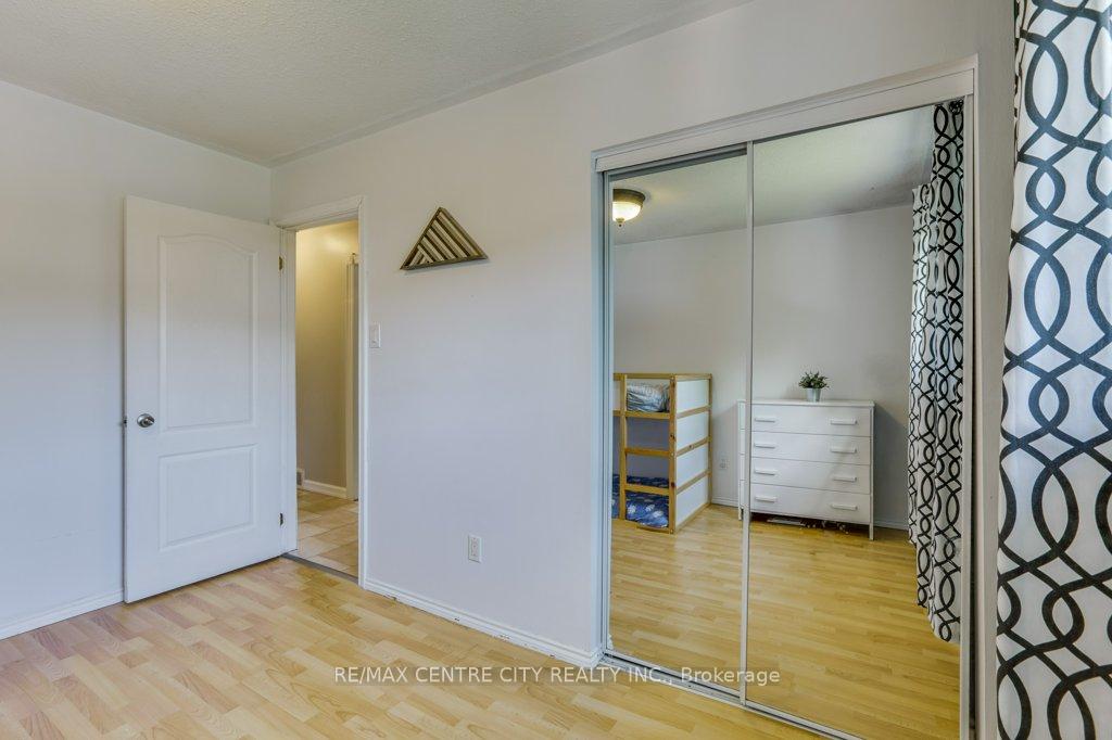 Photo 17 of 32 McLarty Drive, St. Thomas — HOMEH