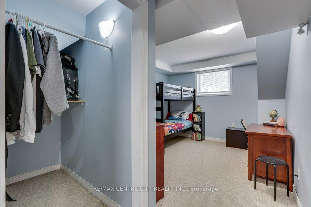 Photo 29 of 32 McLarty Drive, St. Thomas — HOMEH