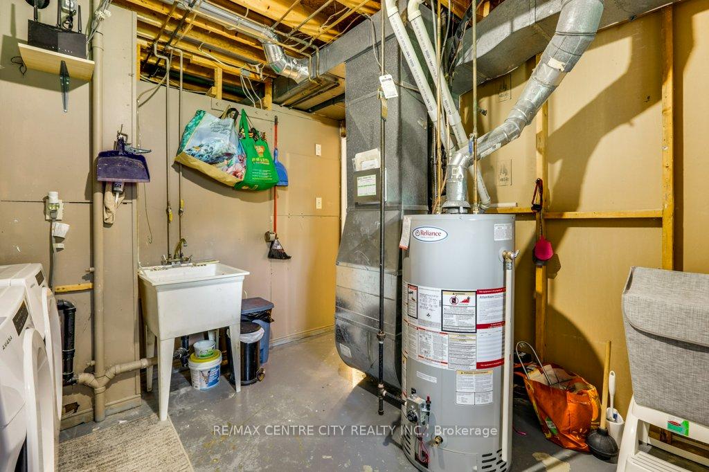 Photo 33 of 32 McLarty Drive, St. Thomas — HOMEH