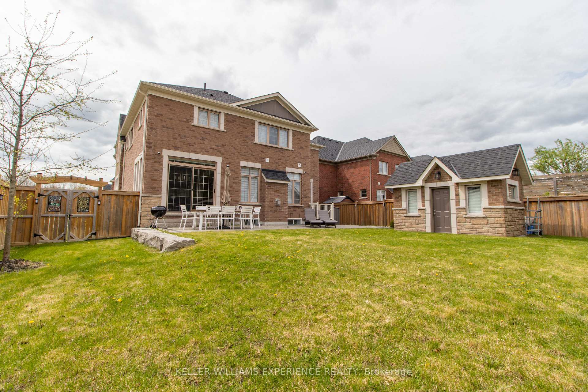 Photo 32 of 1 Curtis Way, Springwater, Centre Vespra — HOMEH