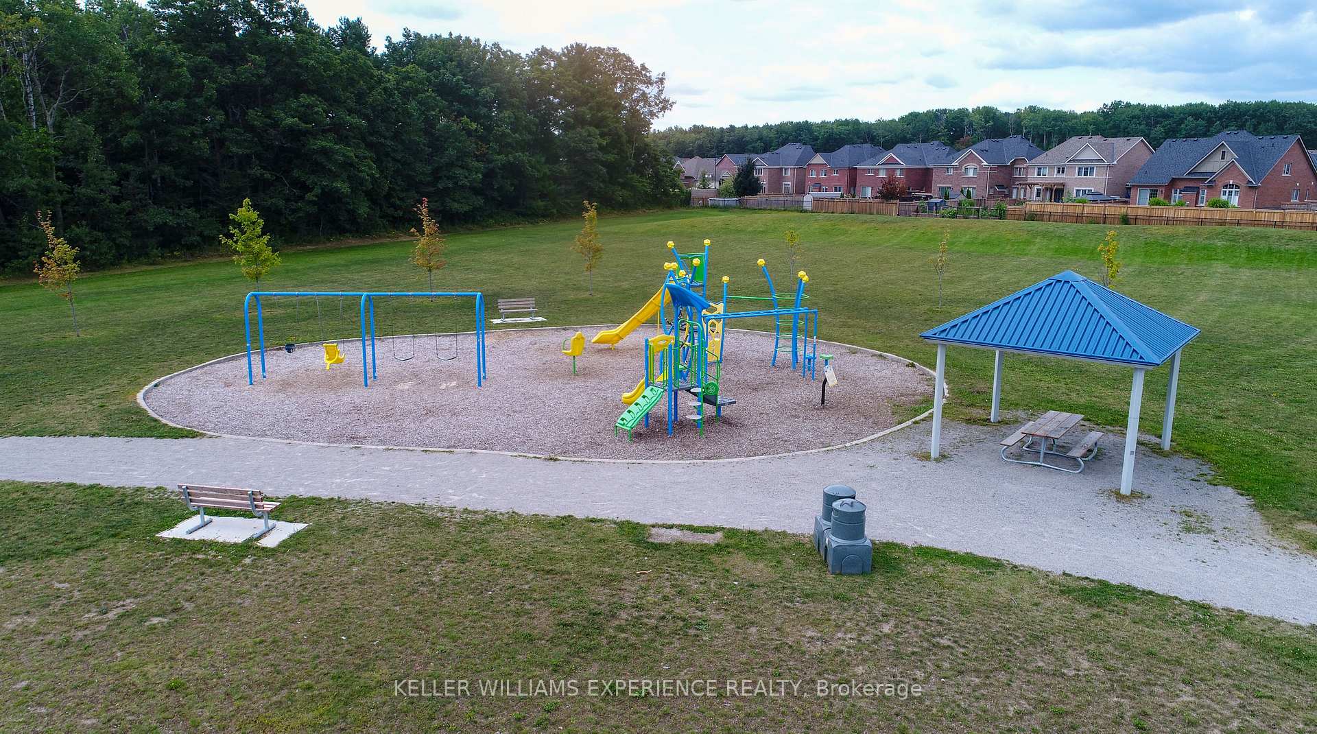 Photo 36 of 1 Curtis Way, Springwater, Centre Vespra — HOMEH