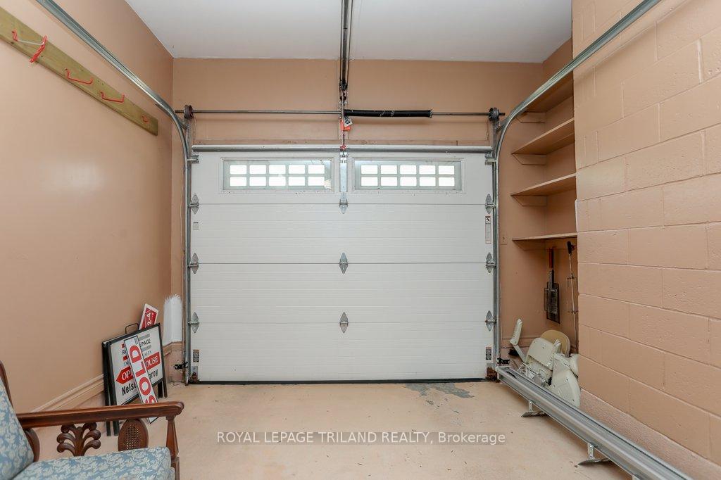 Photo 38 of 32 Applewood Crescent, St. Thomas — HOMEH