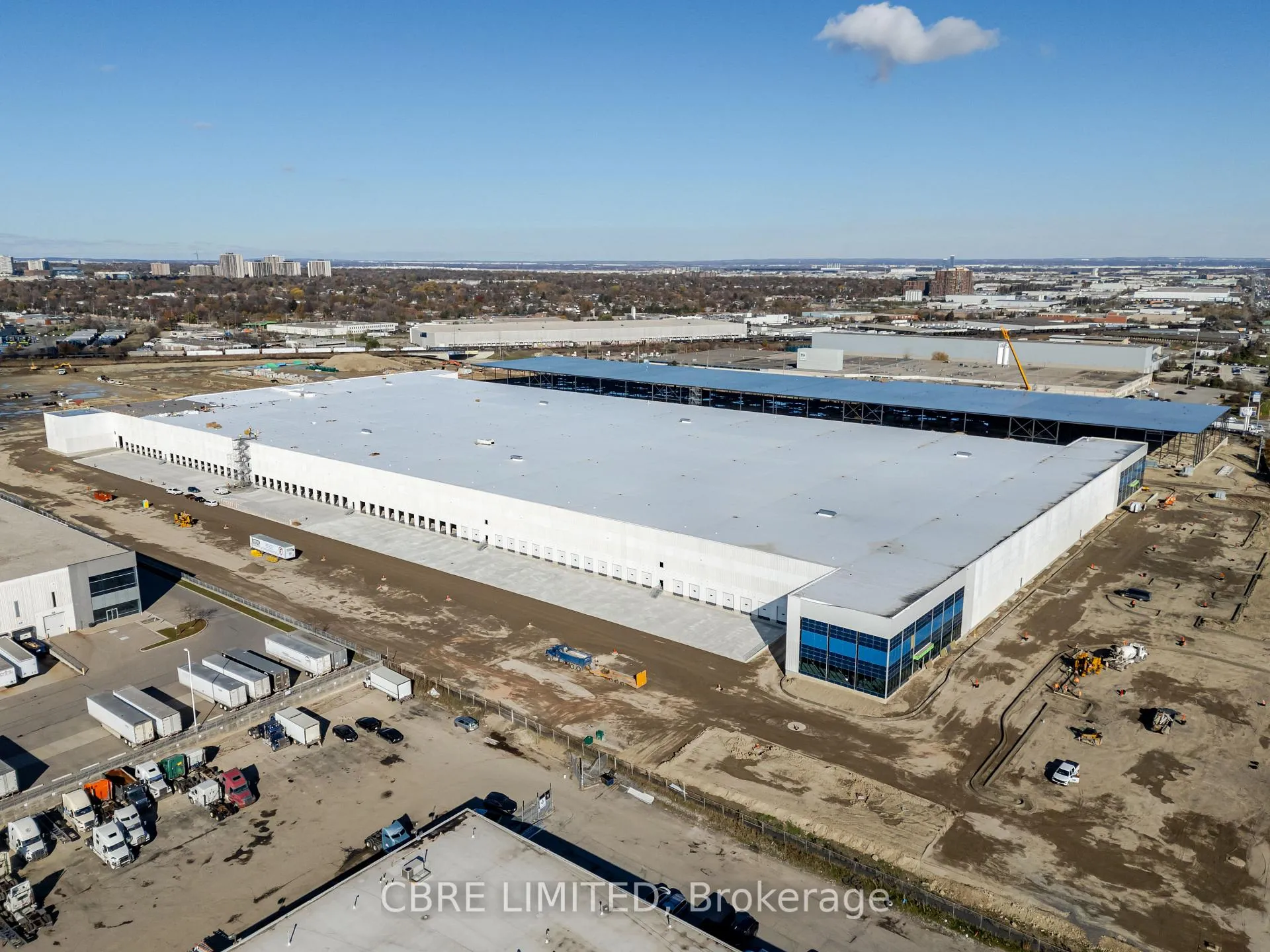Photo 21 of 2 Muirland Cres, Brampton, Northwood Park — HOMEH