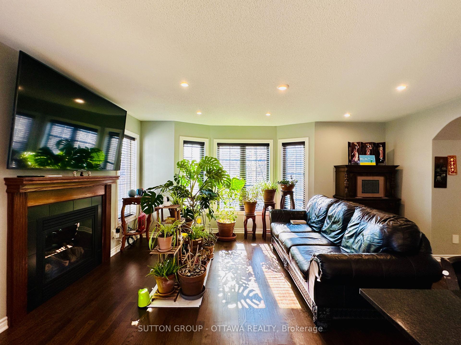 Photo 7 of 701 Maloja Way, Ottawa, Stittsville (North) — HOMEH
