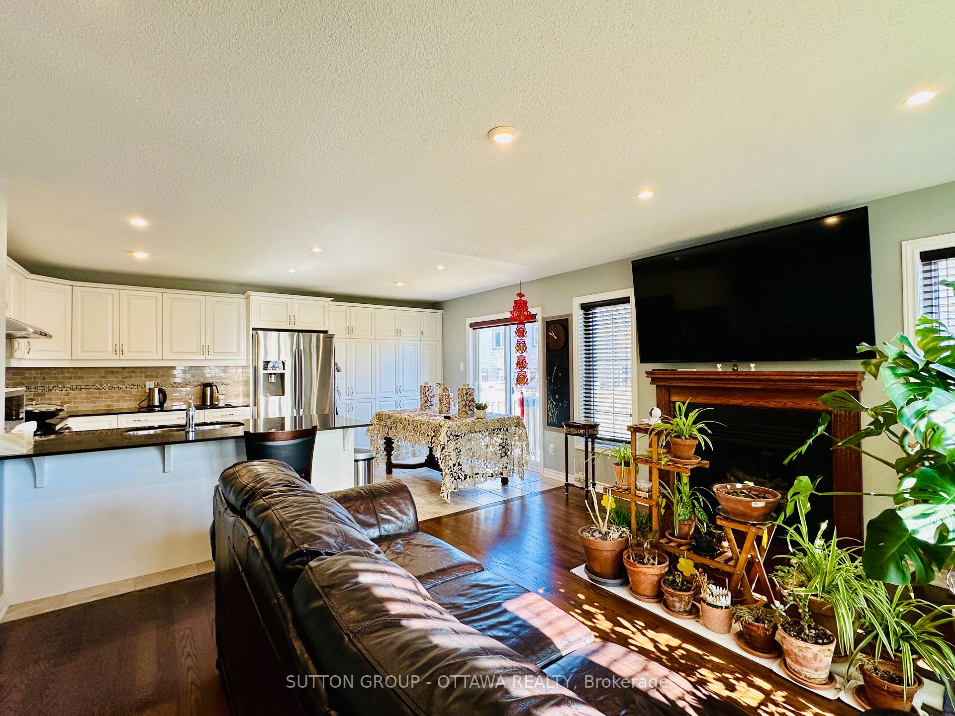 Photo 8 of 701 Maloja Way, Ottawa, Stittsville (North) — HOMEH