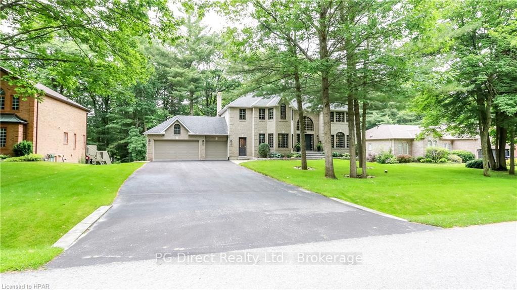 Photo 2 of 17 Alana Drive, Springwater, Centre Vespra — HOMEH