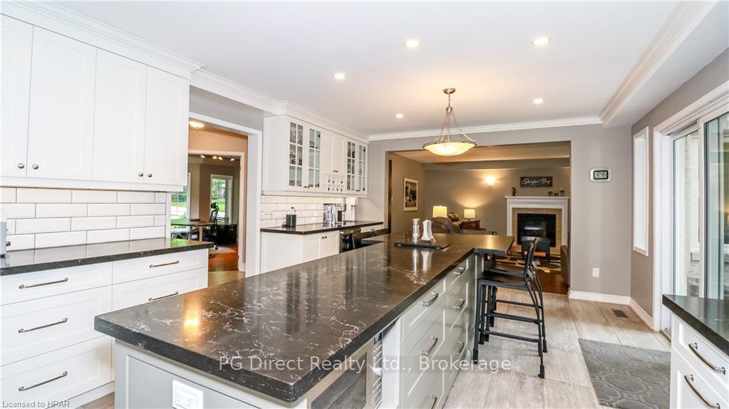 Photo 7 of 17 Alana Drive, Springwater, Centre Vespra — HOMEH