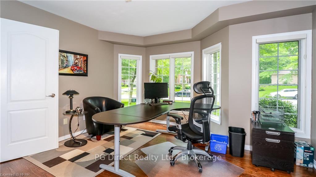 Photo 10 of 17 Alana Drive, Springwater, Centre Vespra — HOMEH