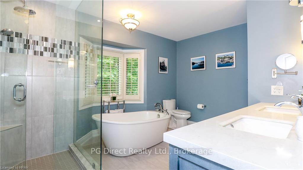 Photo 17 of 17 Alana Drive, Springwater, Centre Vespra — HOMEH
