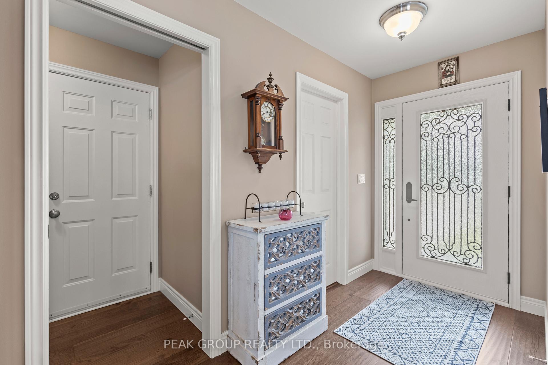 Photo 5 of 4C Wood Street, St. Catharines, Fairview — HOMEH