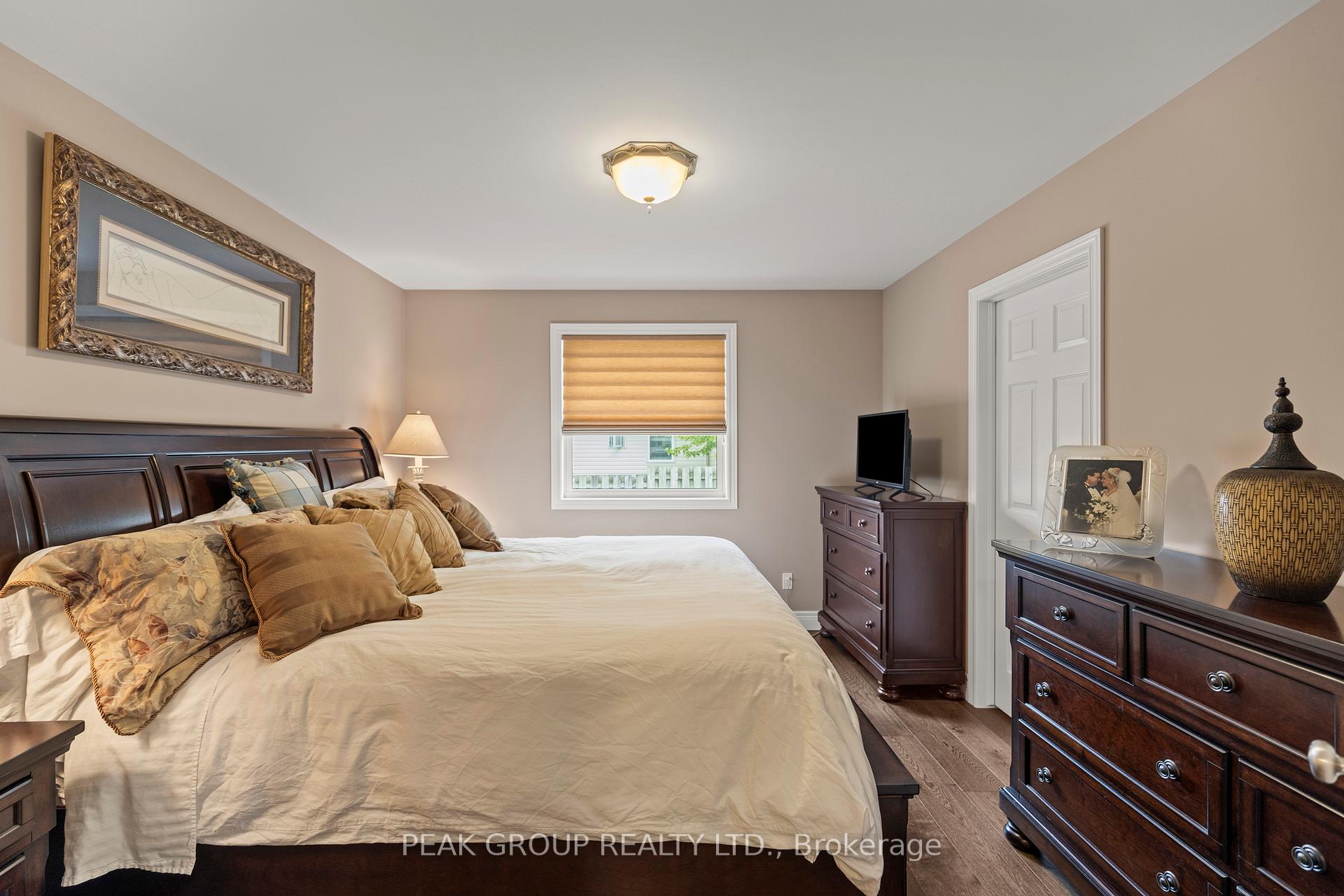 Photo 15 of 4C Wood Street, St. Catharines, Fairview — HOMEH
