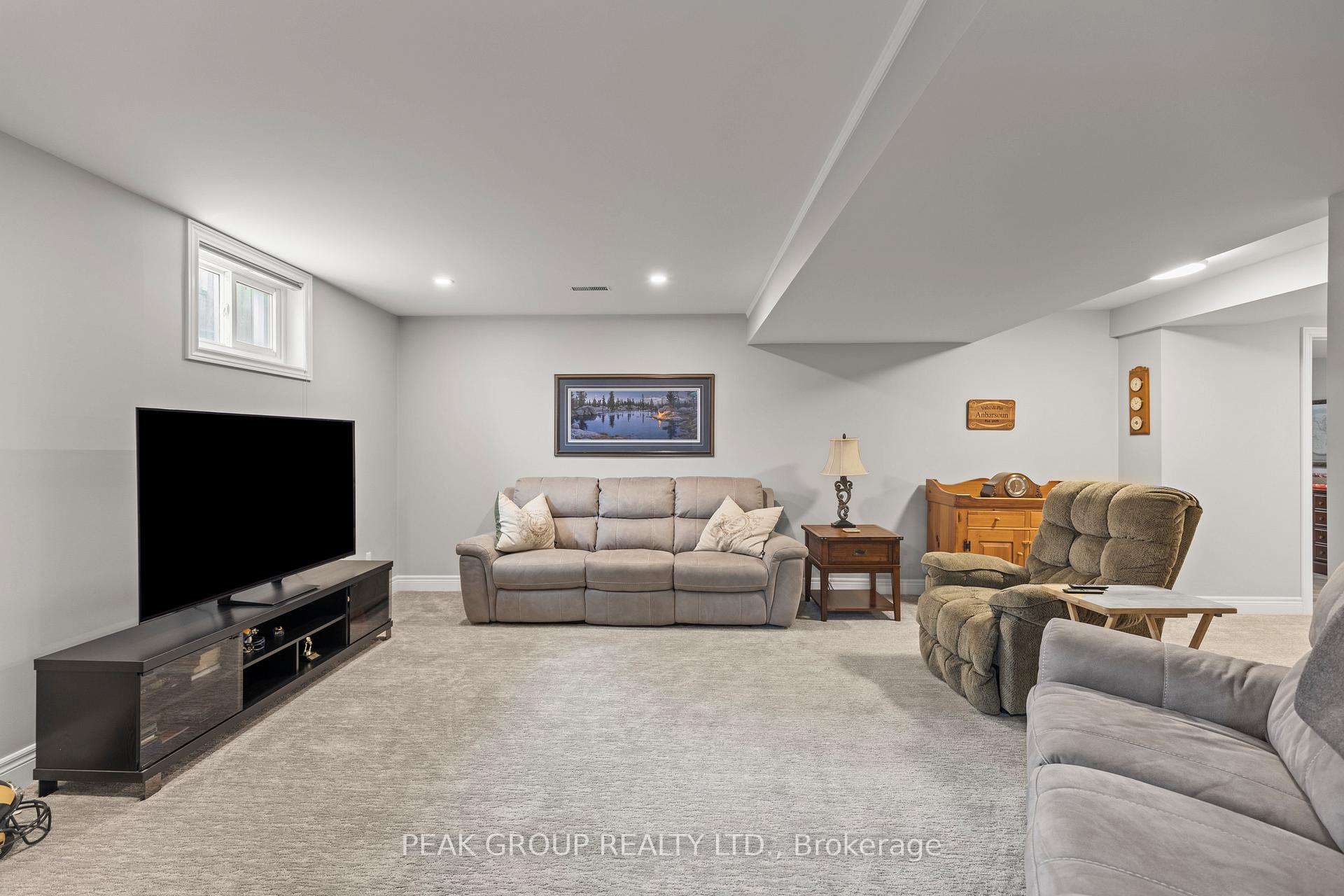 Photo 20 of 4C Wood Street, St. Catharines, Fairview — HOMEH