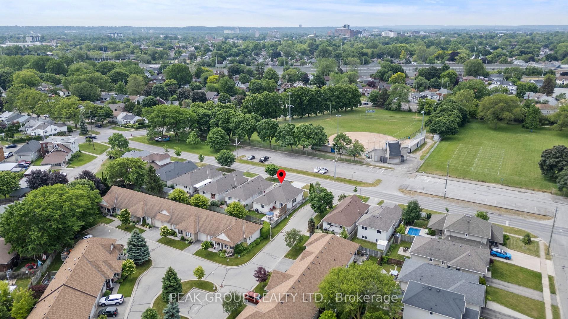 Photo 32 of 4C Wood Street, St. Catharines, Fairview — HOMEH