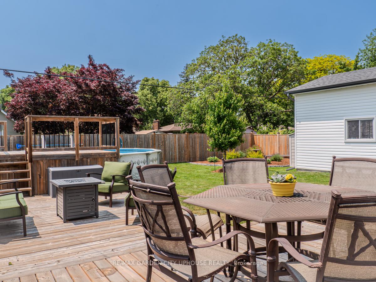 Photo 16 of 67 Dunkeld Avenue, St. Catharines, Carlton/Bunting — HOMEH