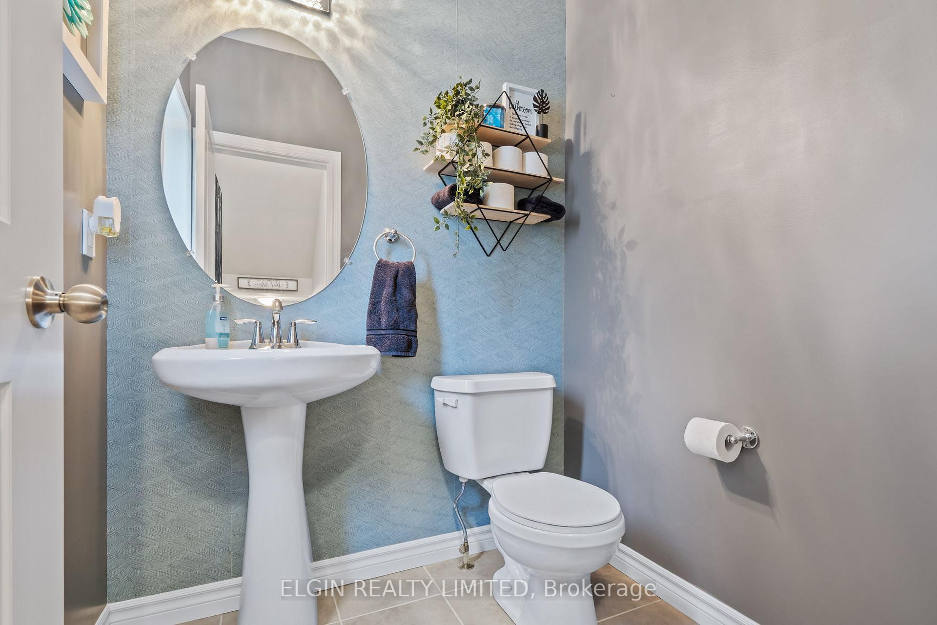 Photo 19 of 106 Westlake Drive, St. Thomas — HOMEH