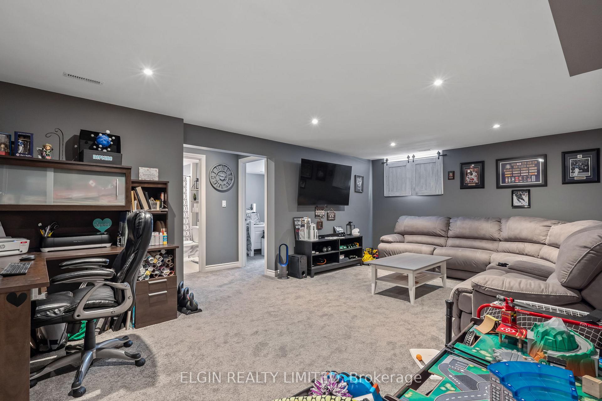 Photo 29 of 106 Westlake Drive, St. Thomas — HOMEH