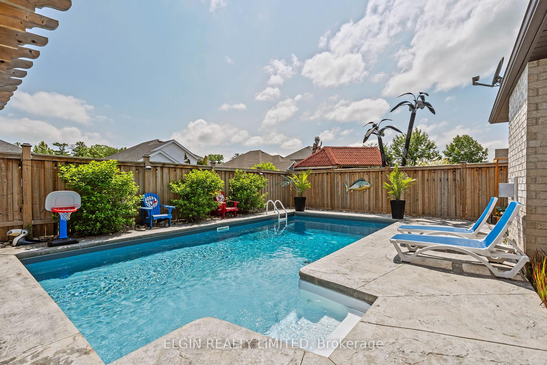 Photo 36 of 106 Westlake Drive, St. Thomas — HOMEH