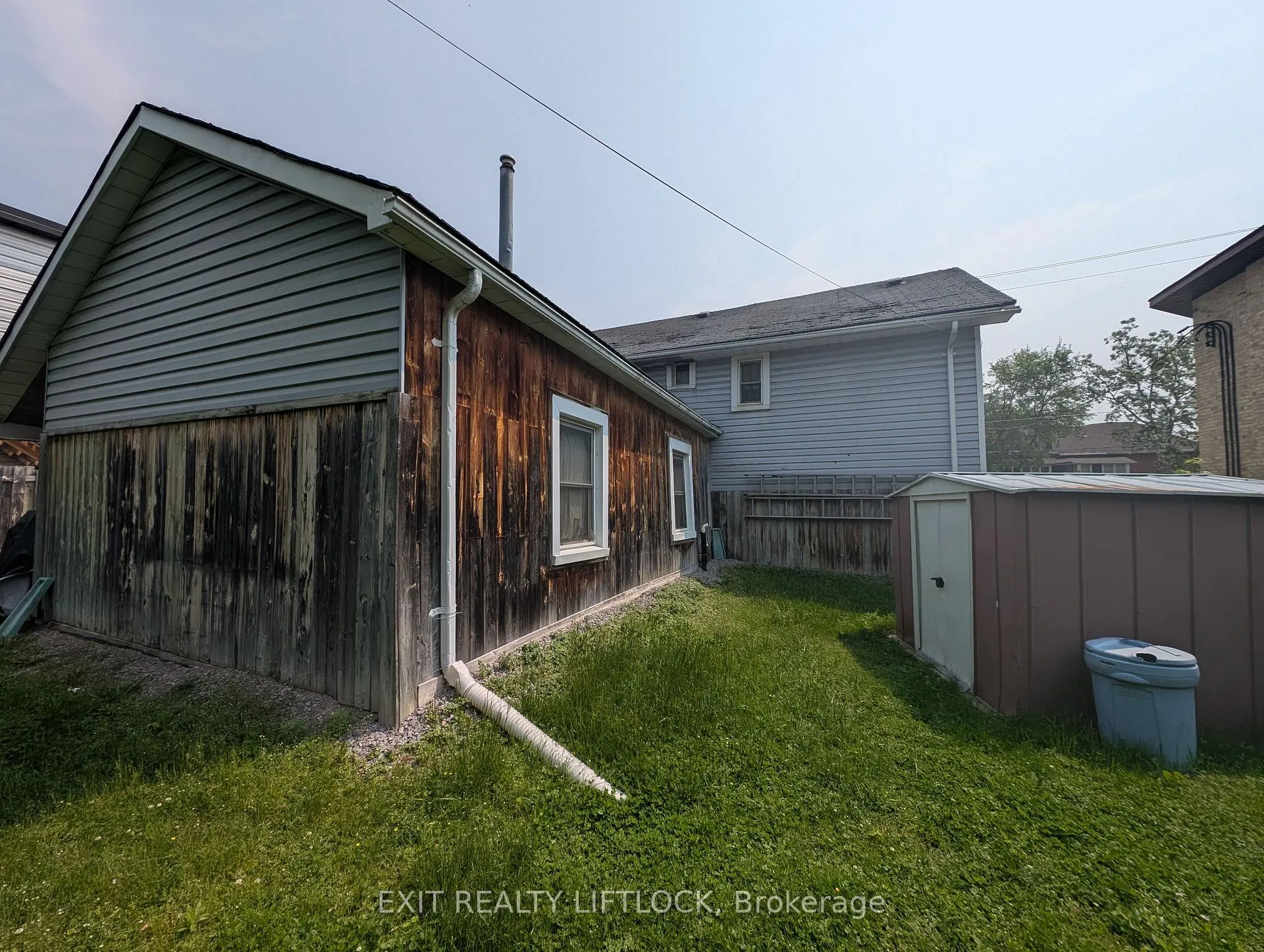 Photo 5 of 413 Bethune Street, Peterborough, Town Ward 3 — HOMEH