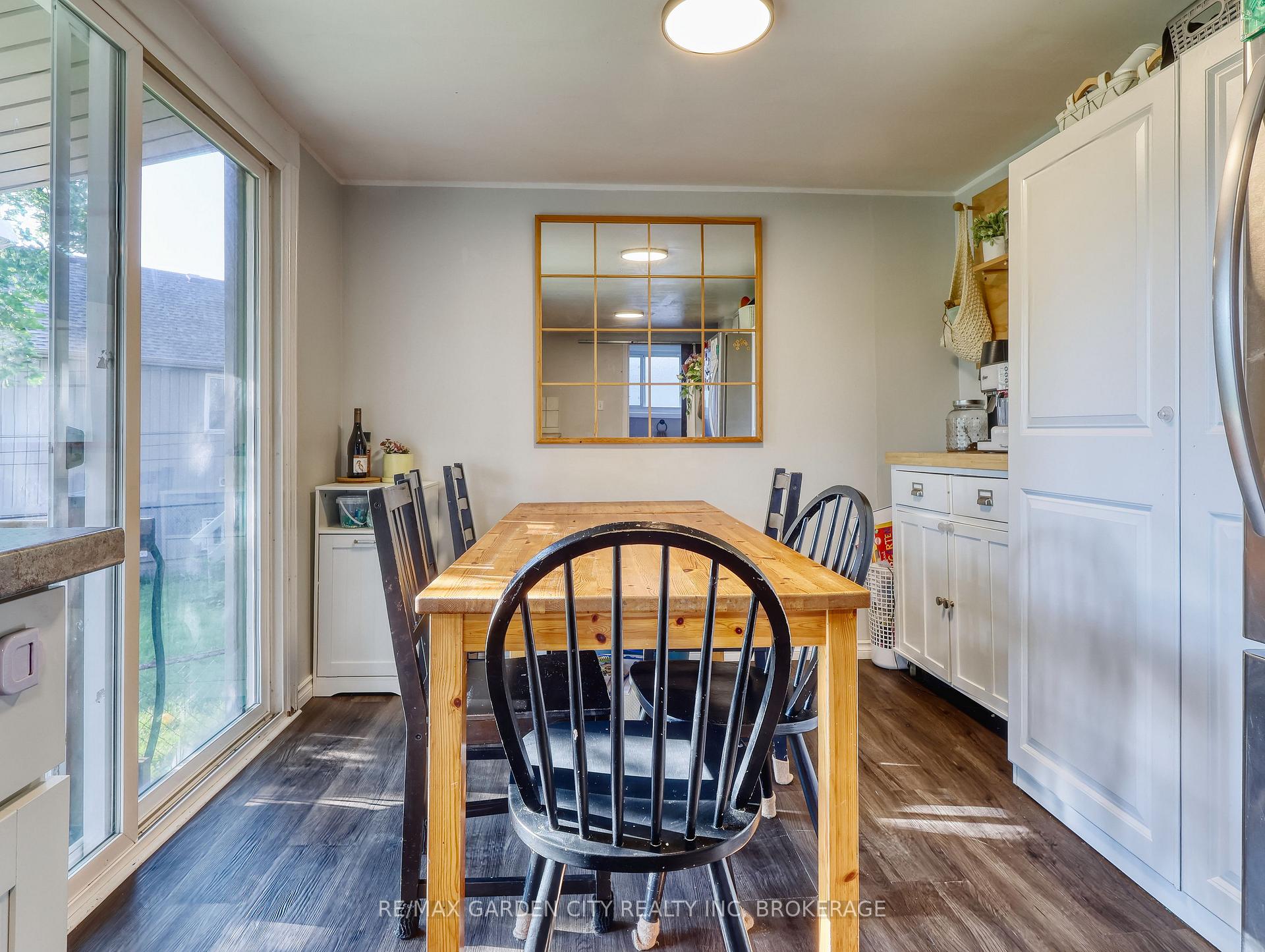 Photo 12 of 3 Bessey Street, St. Catharines, Burleigh Hill — HOMEH