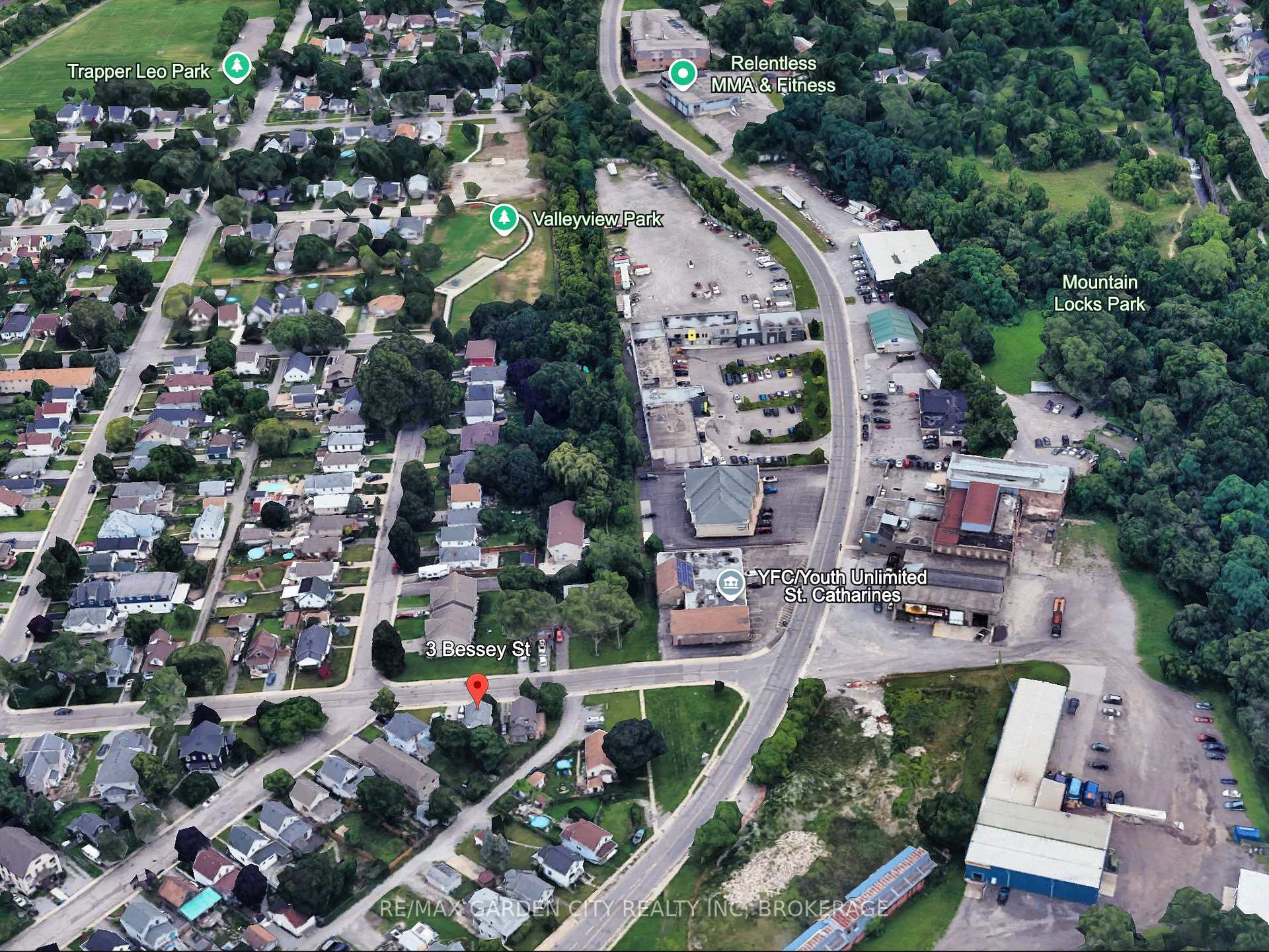 Photo 24 of 3 Bessey Street, St. Catharines, Burleigh Hill — HOMEH