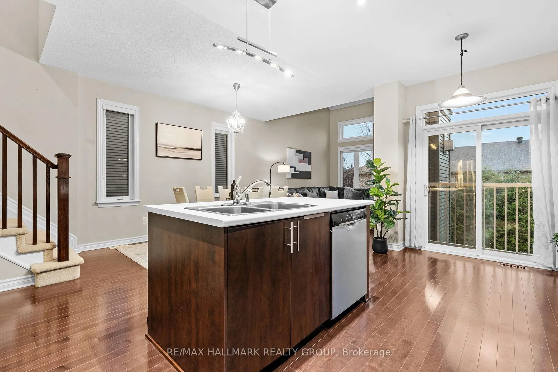 Photo 15 of 938 Fletcher Circle, Ottawa, Kanata - Kanata Lakes/Heritage Hills — HOMEH