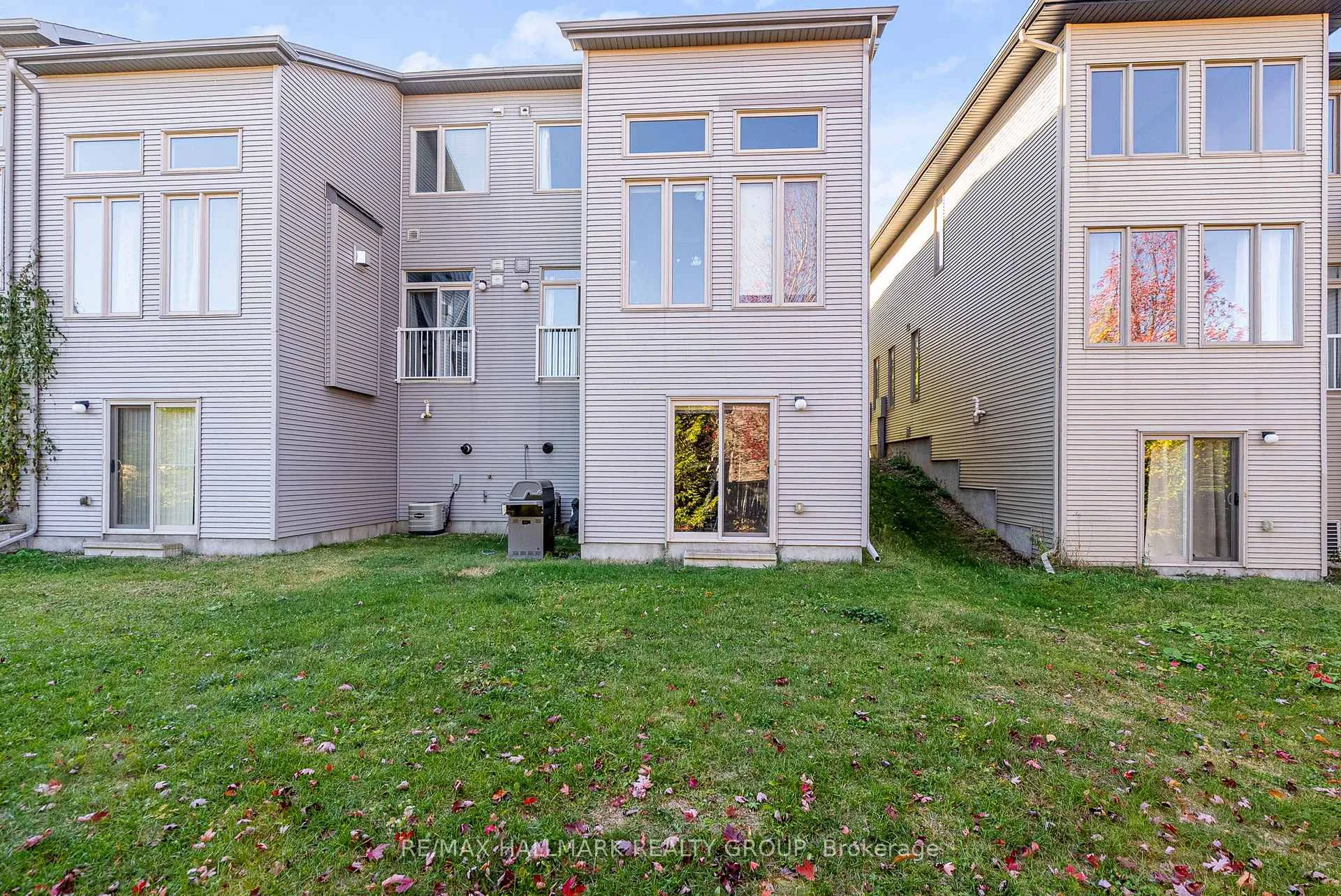 Photo 38 of 938 Fletcher Circle, Ottawa, Kanata - Kanata Lakes/Heritage Hills — HOMEH