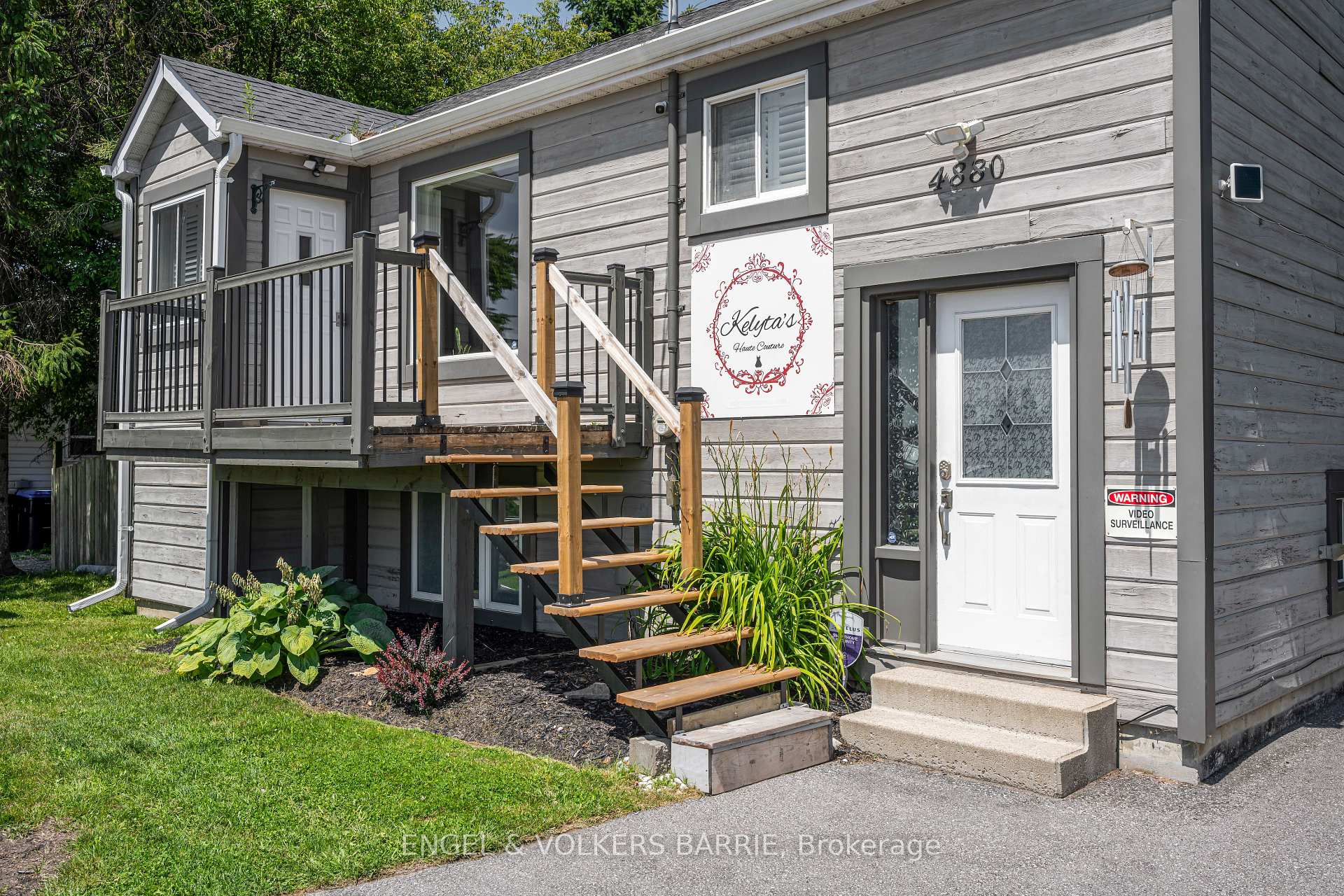 Photo 2 of 4880 County Road 90, Springwater, Rural Springwater — HOMEH