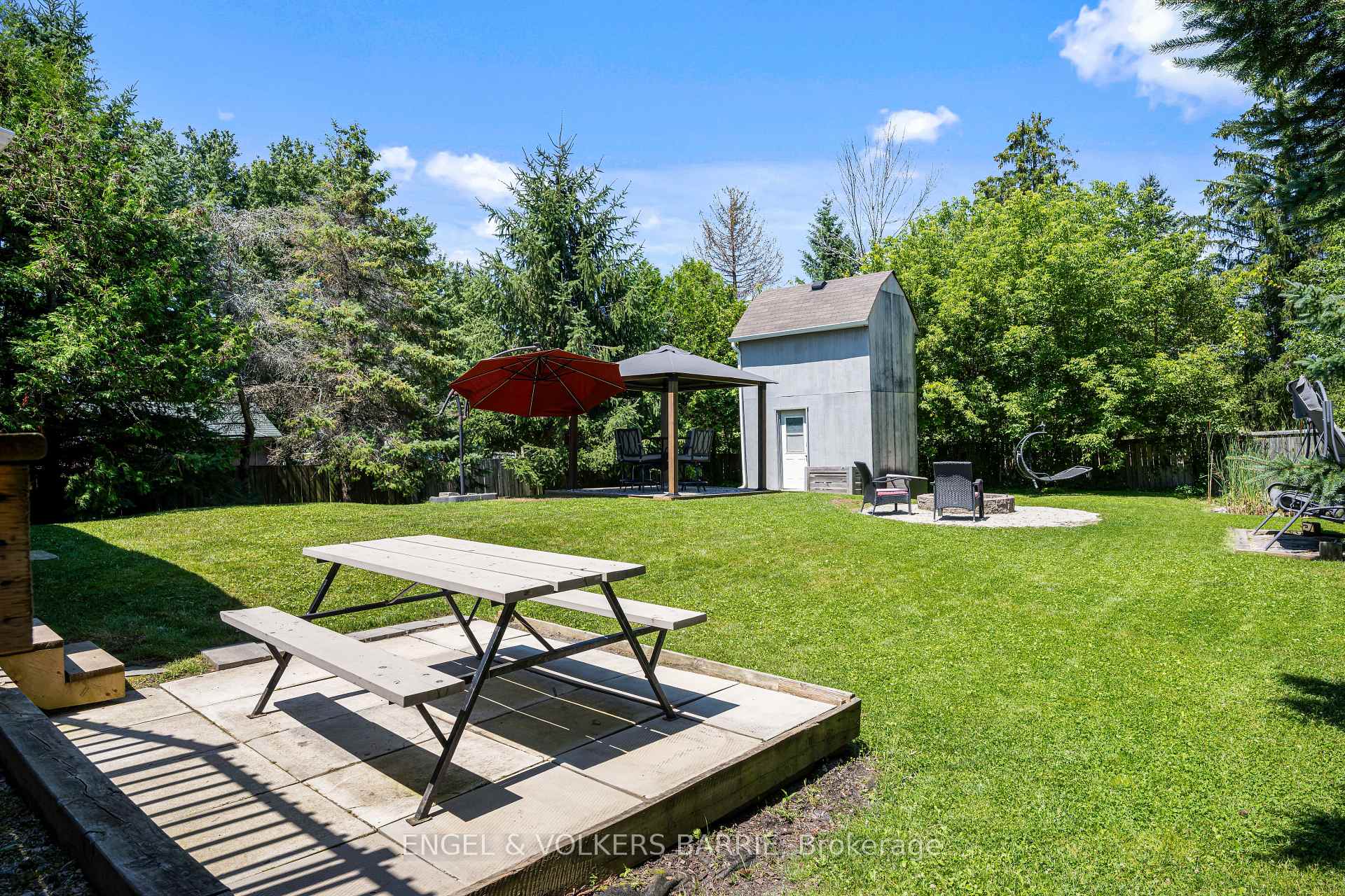 Photo 3 of 4880 County Road 90, Springwater, Rural Springwater — HOMEH