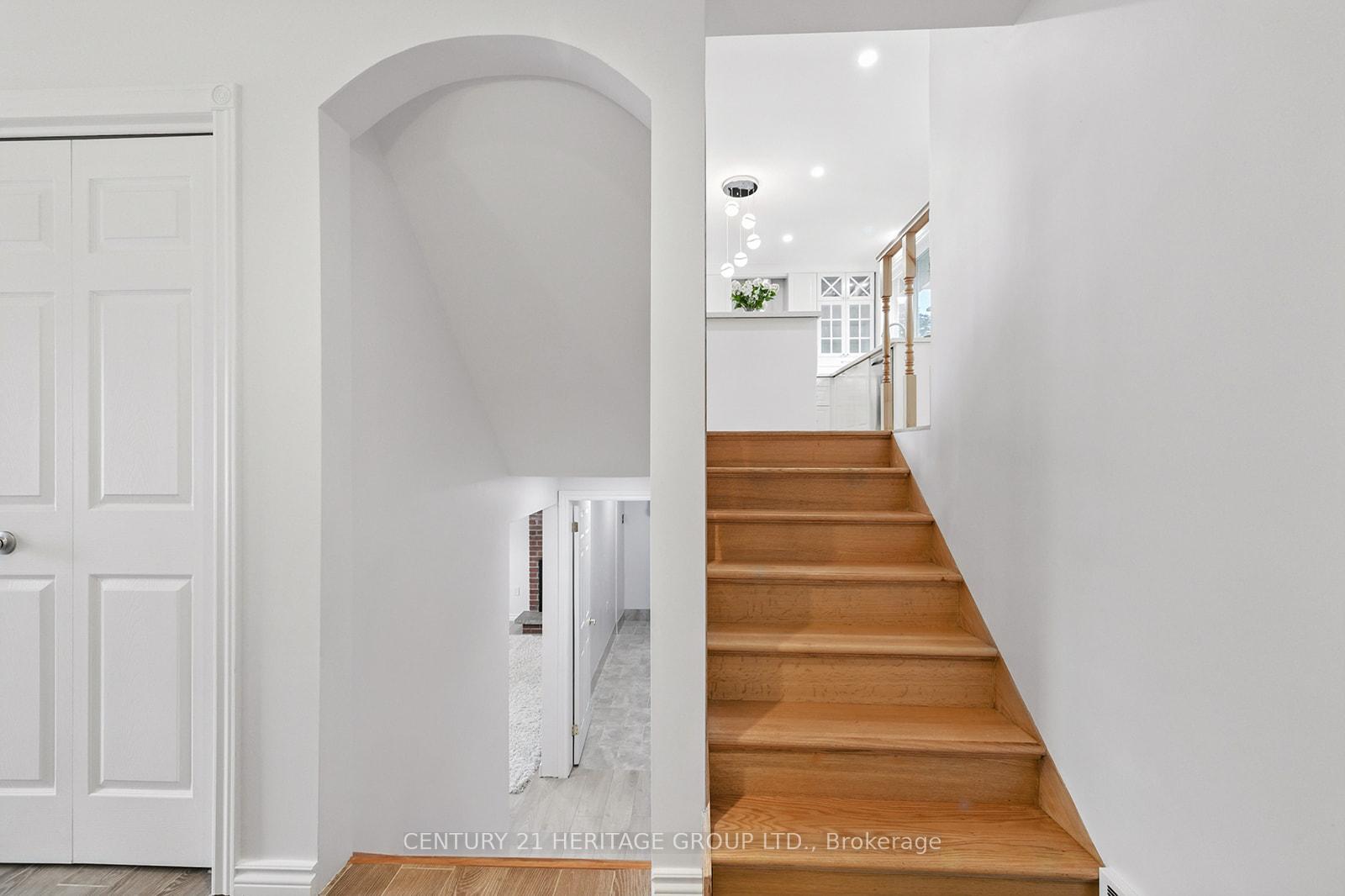 Photo 6 of 6 Pinehurst Place, St. Thomas — HOMEH