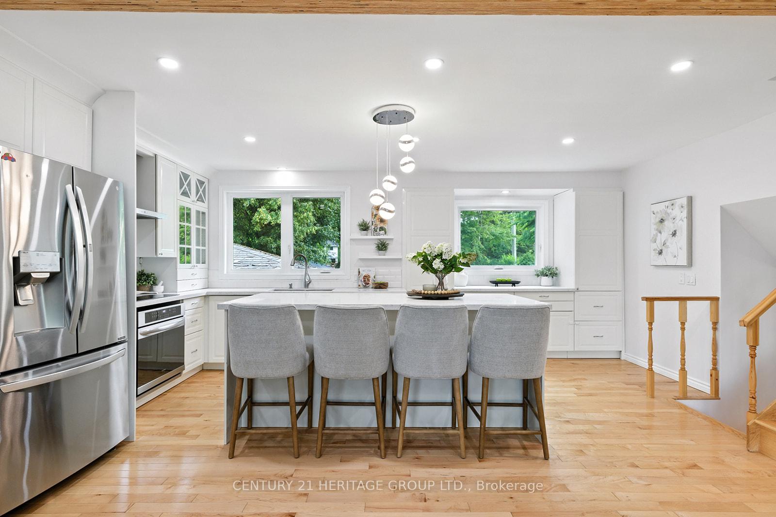 Photo 8 of 6 Pinehurst Place, St. Thomas — HOMEH