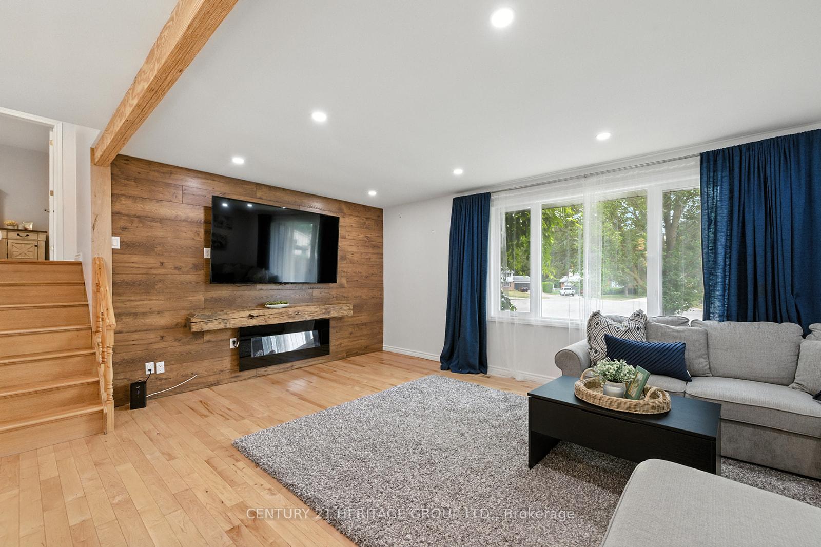 Photo 13 of 6 Pinehurst Place, St. Thomas — HOMEH