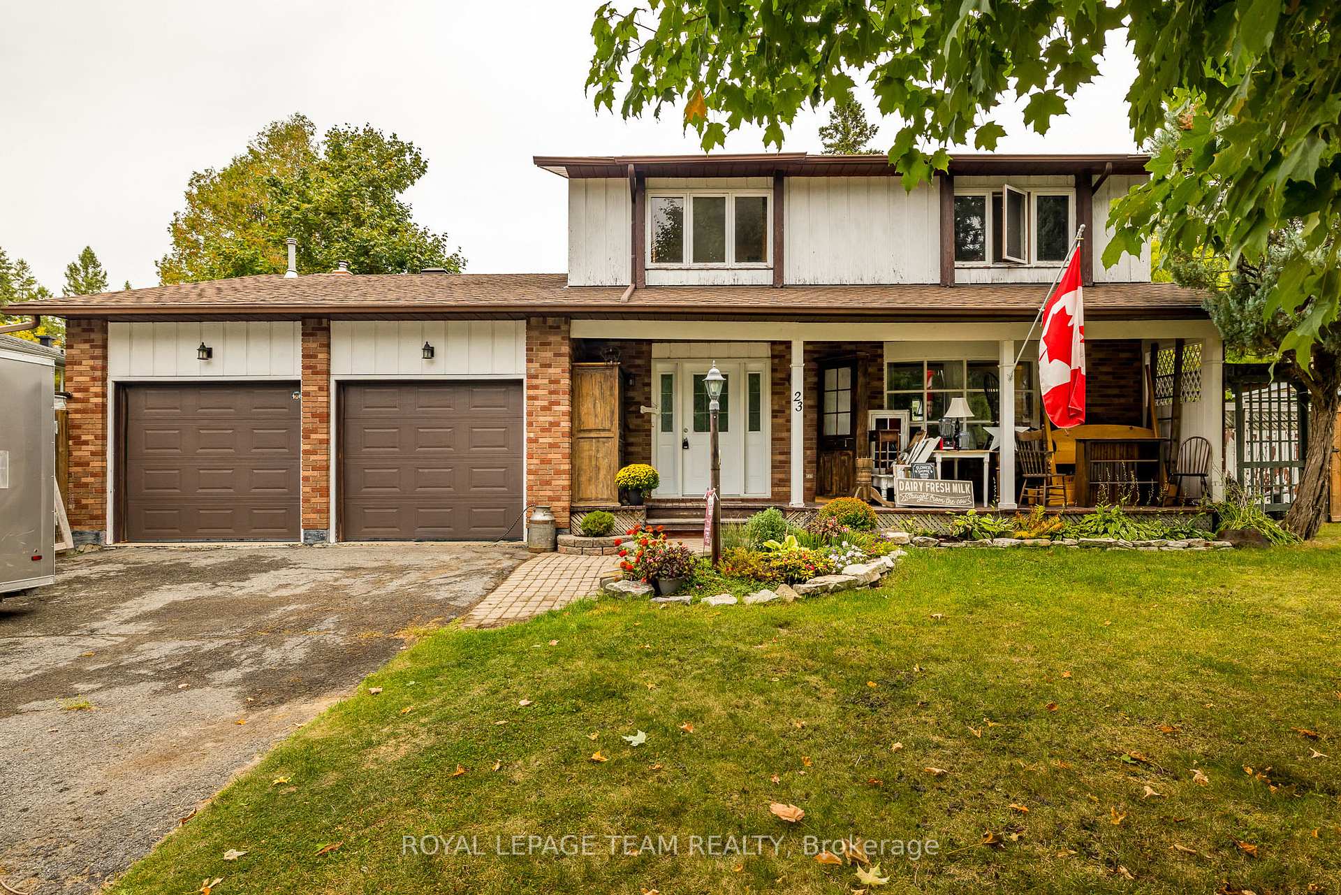 Photo 1 of 23 Butterfield Road, Ottawa, Munster — HOMEH