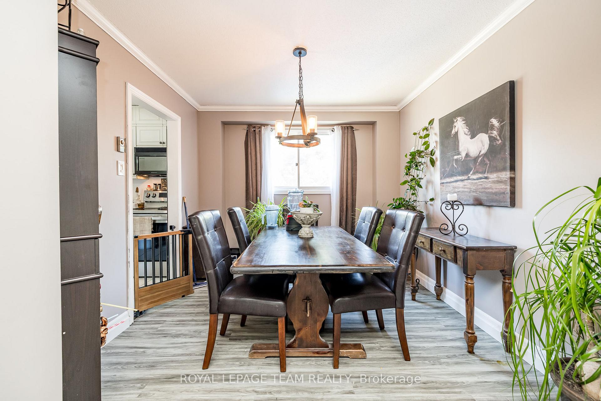 Photo 9 of 23 Butterfield Road, Ottawa, Munster — HOMEH