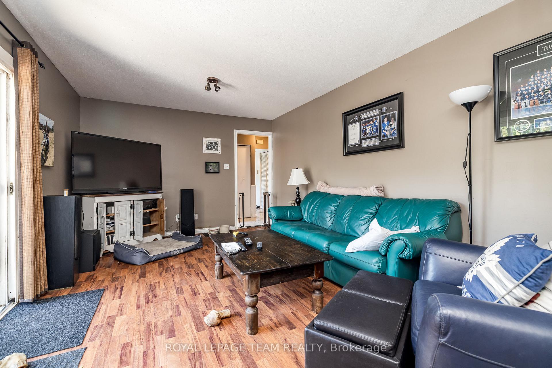 Photo 15 of 23 Butterfield Road, Ottawa, Munster — HOMEH