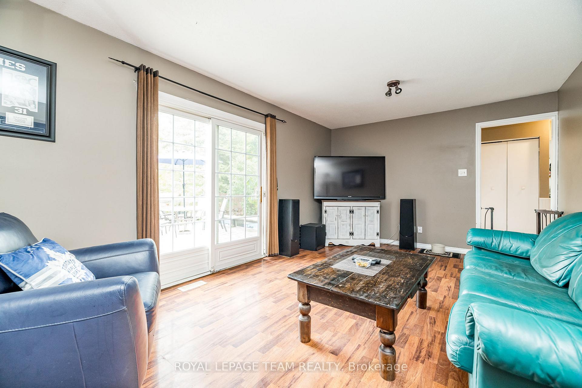 Photo 17 of 23 Butterfield Road, Ottawa, Munster — HOMEH